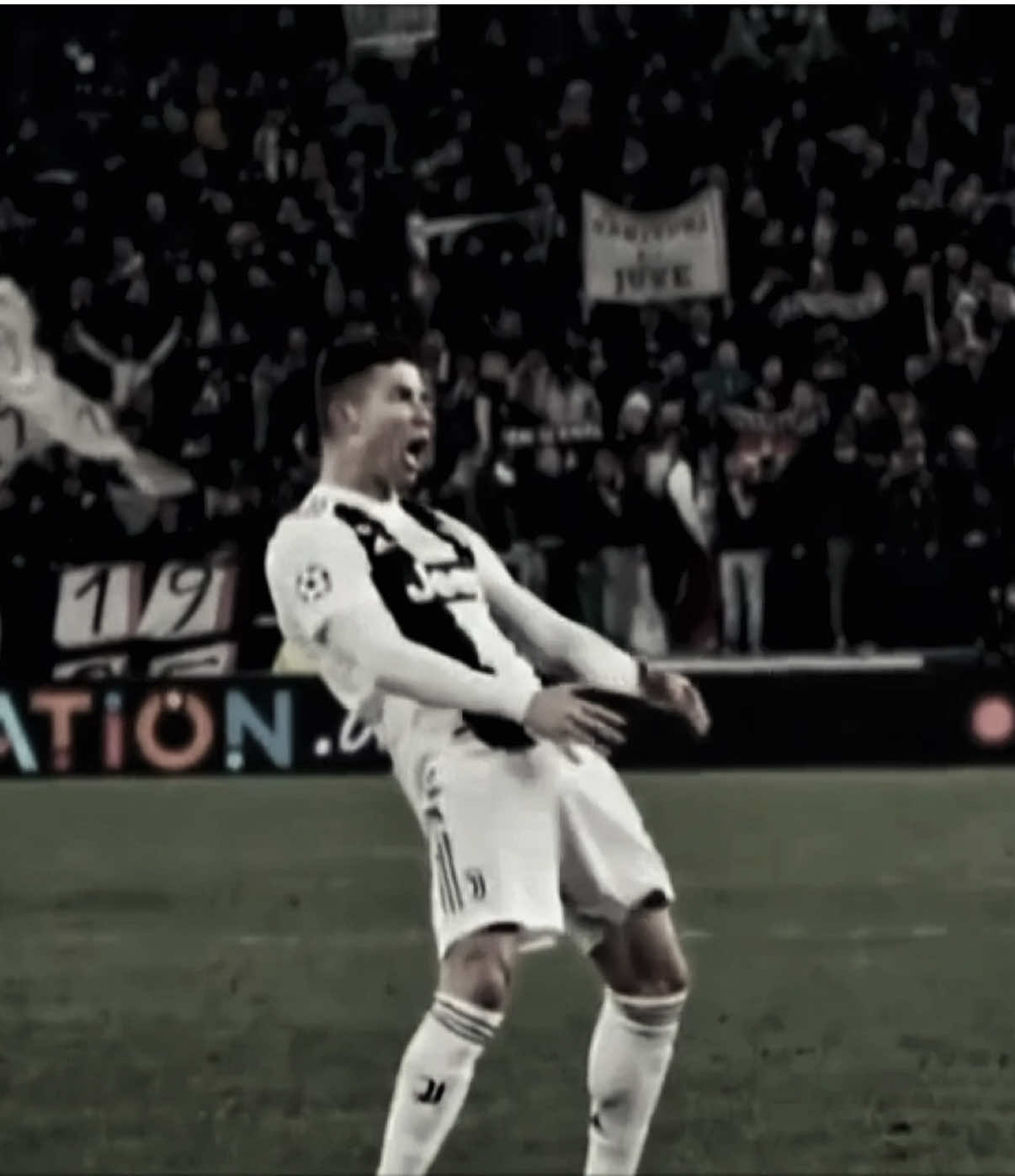 @trulycr7