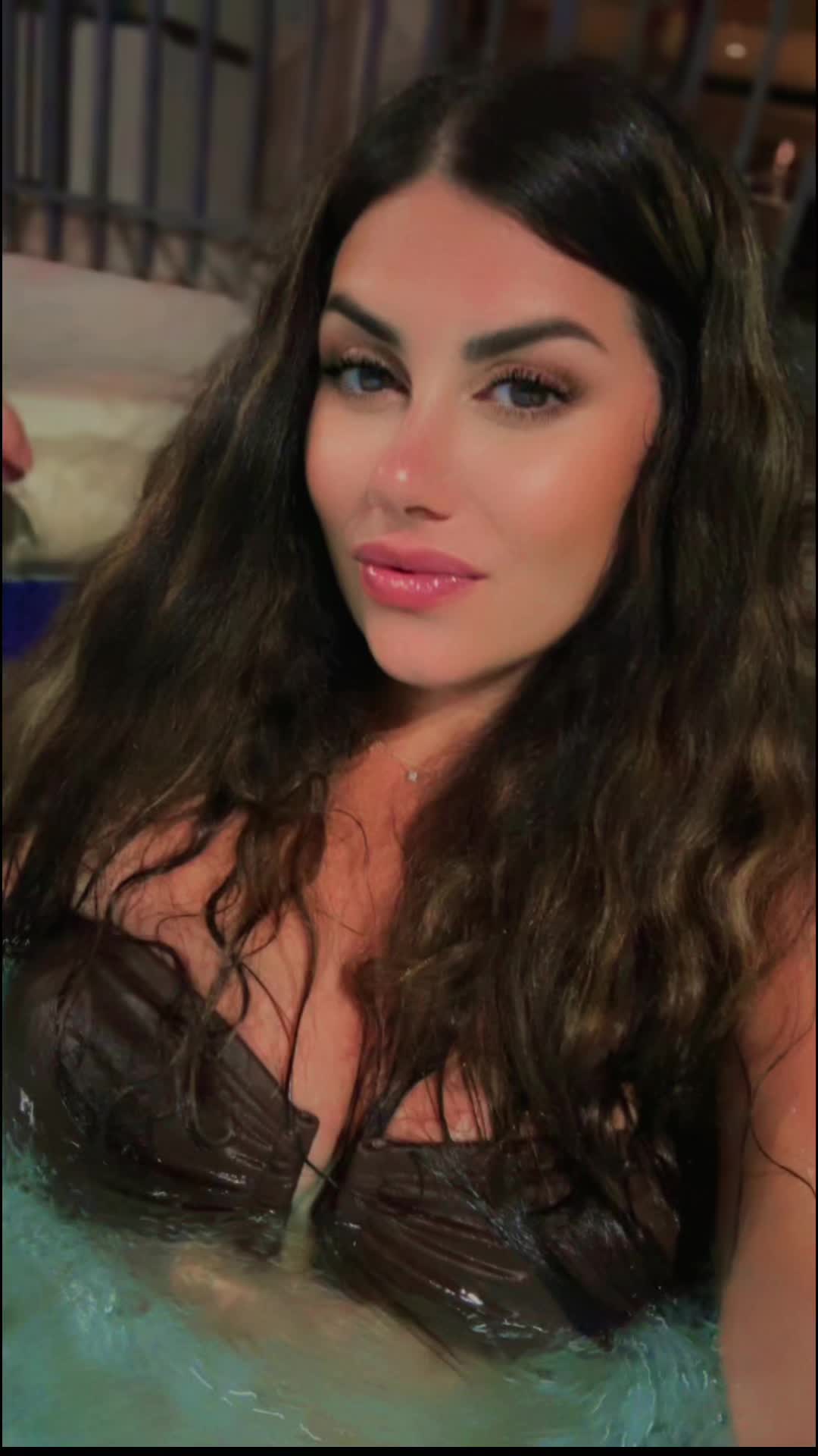 @indienichole