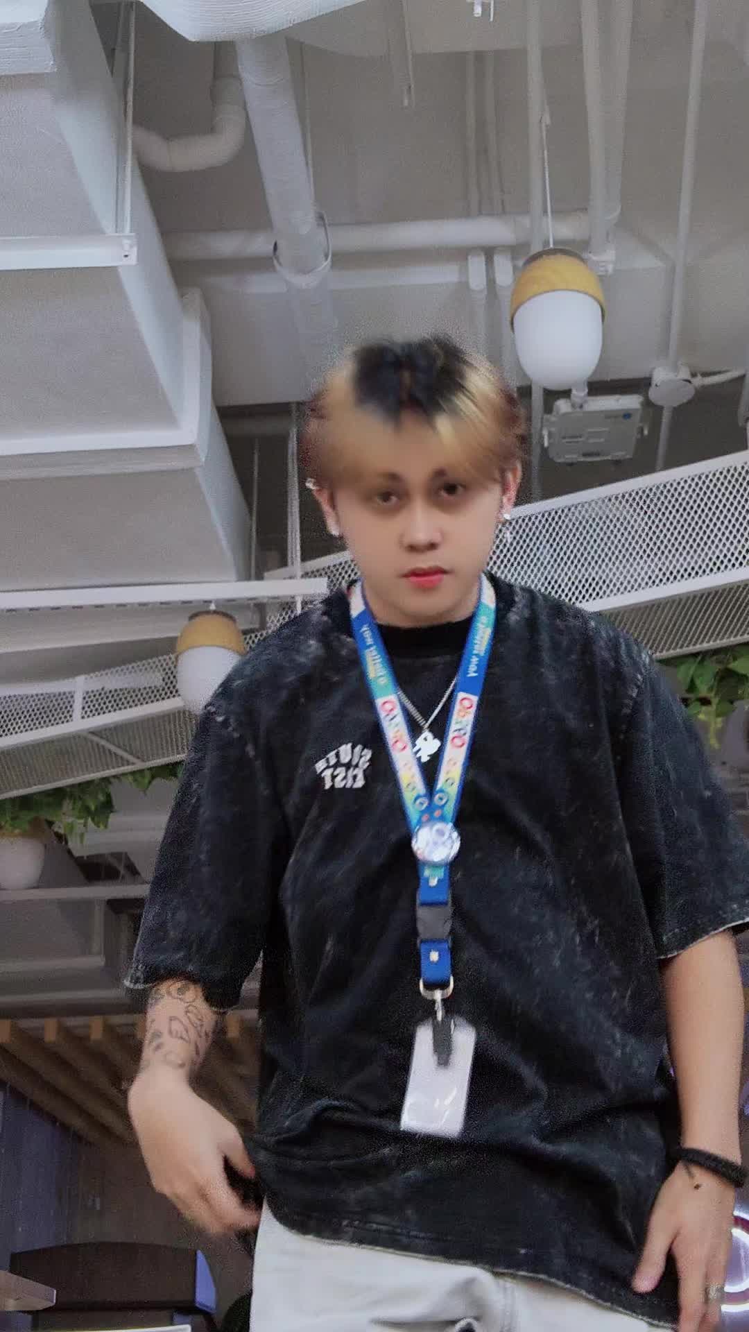 @Jhyct