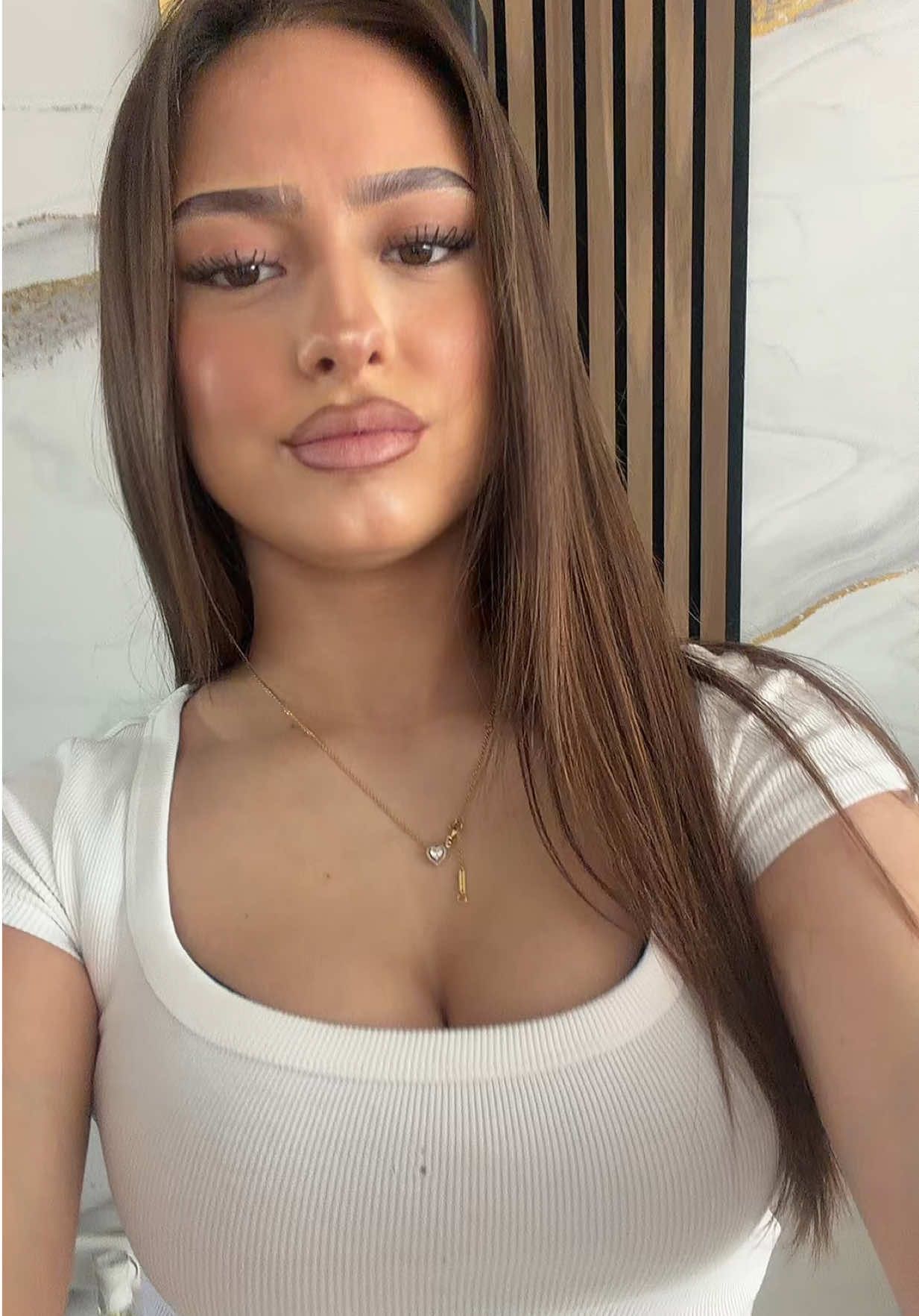 @Viola🇦🇱