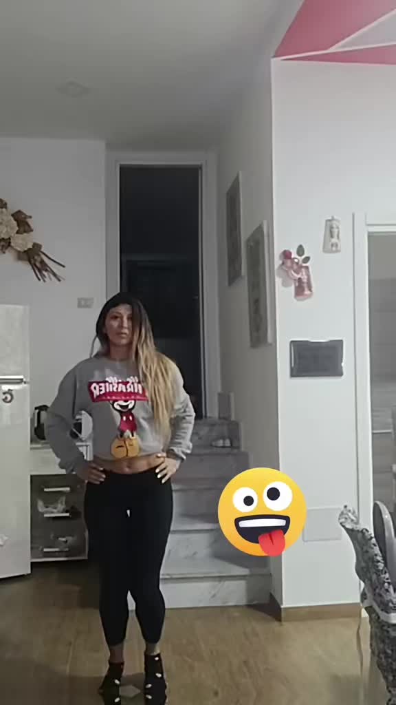 @Bella bionda