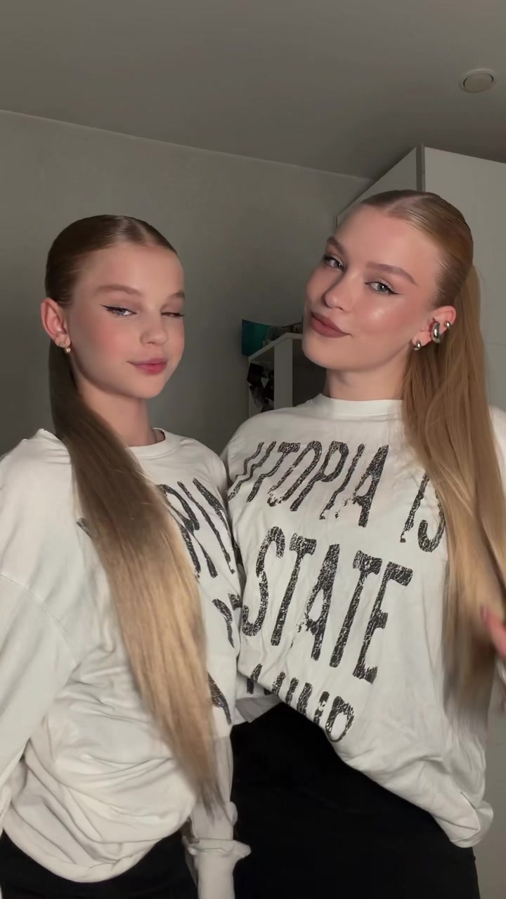@сашка🍸🖤