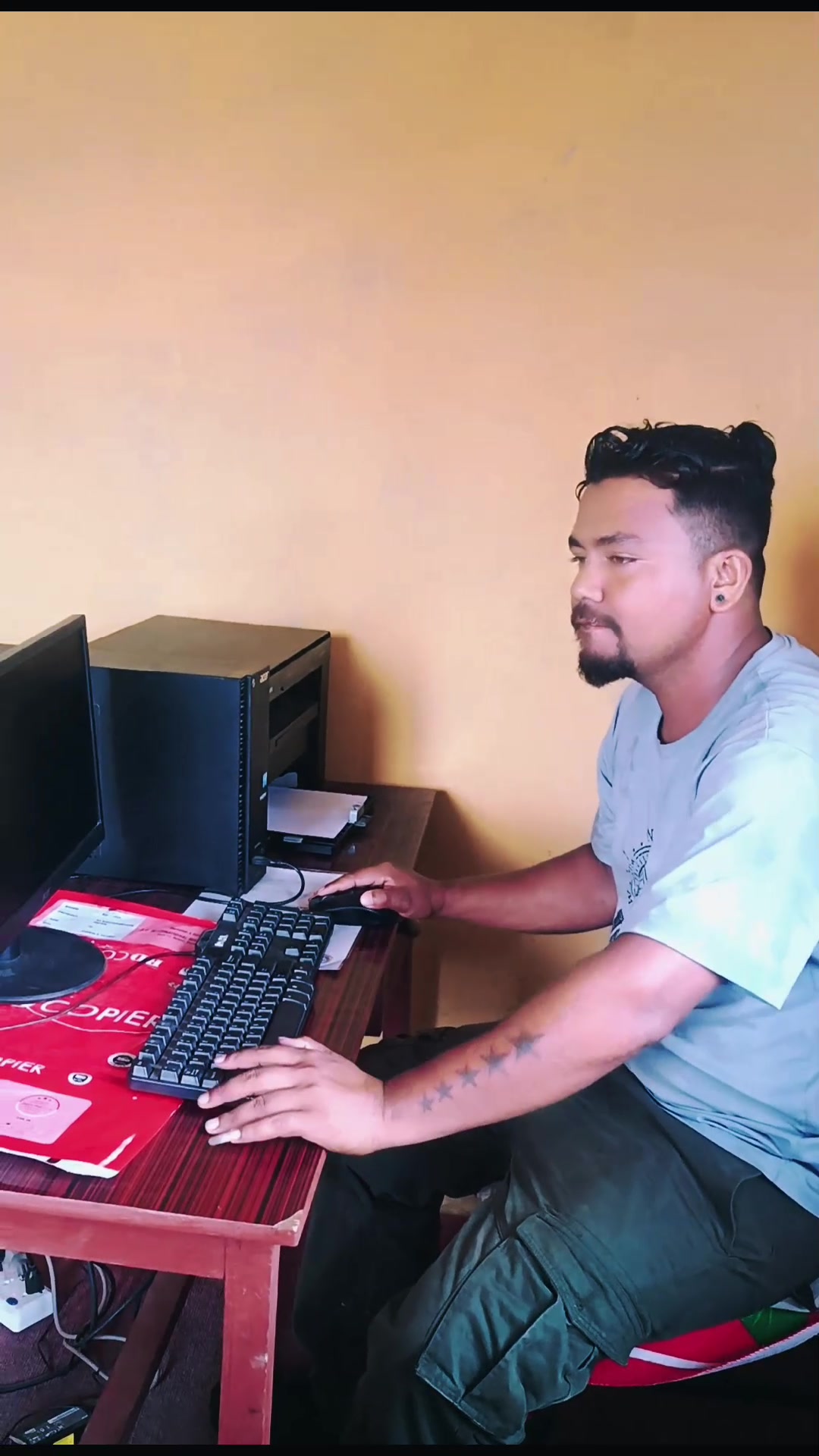 @Arayan Singh thakuri