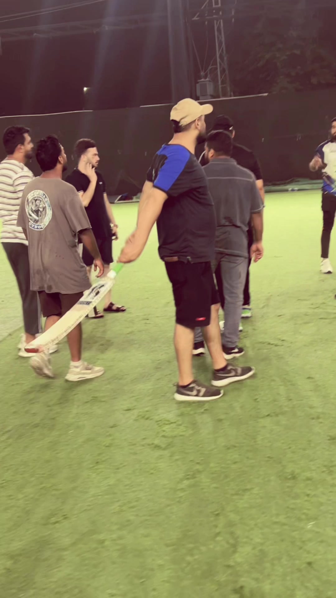 @احسن بٹ