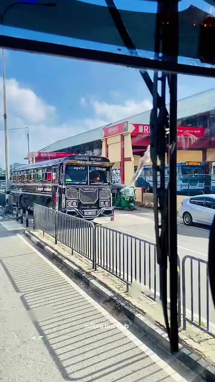 @කවී🇧 🇷 🇴 🄱🅄🅂 𝐂𝐋𝐔𝐁