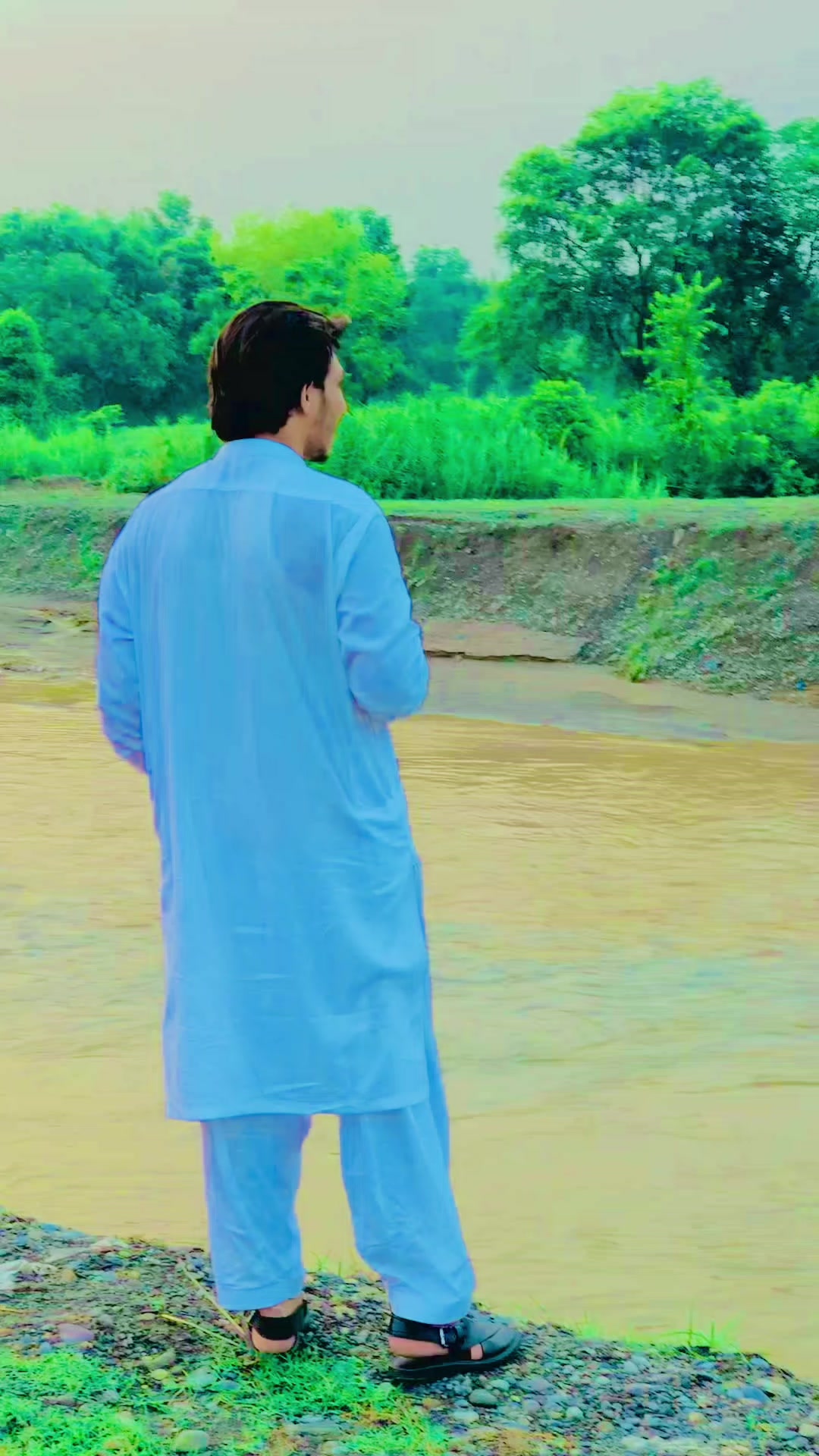 @F A W A D K H A N G💕🇵🇰🇸🇩