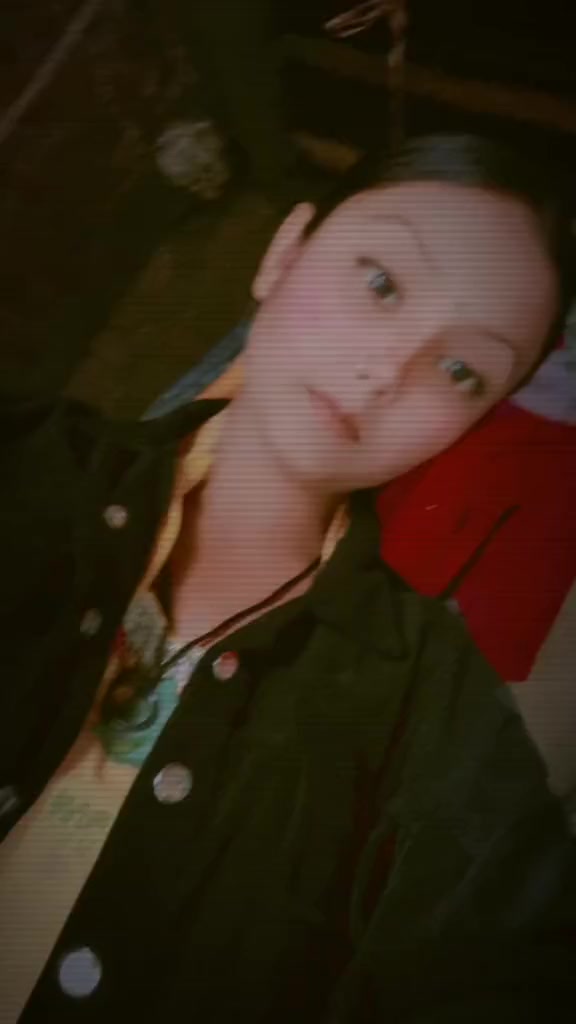 @😭SAD🥹GIRL😭