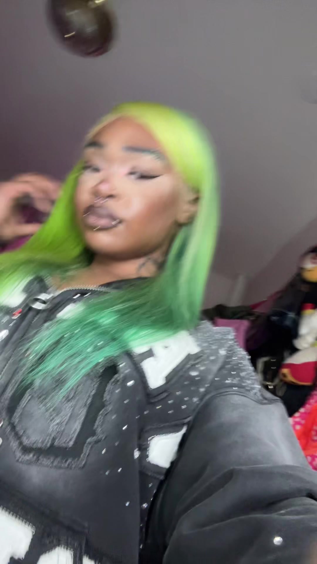 @vern3lla