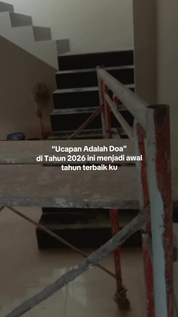 @Gombey