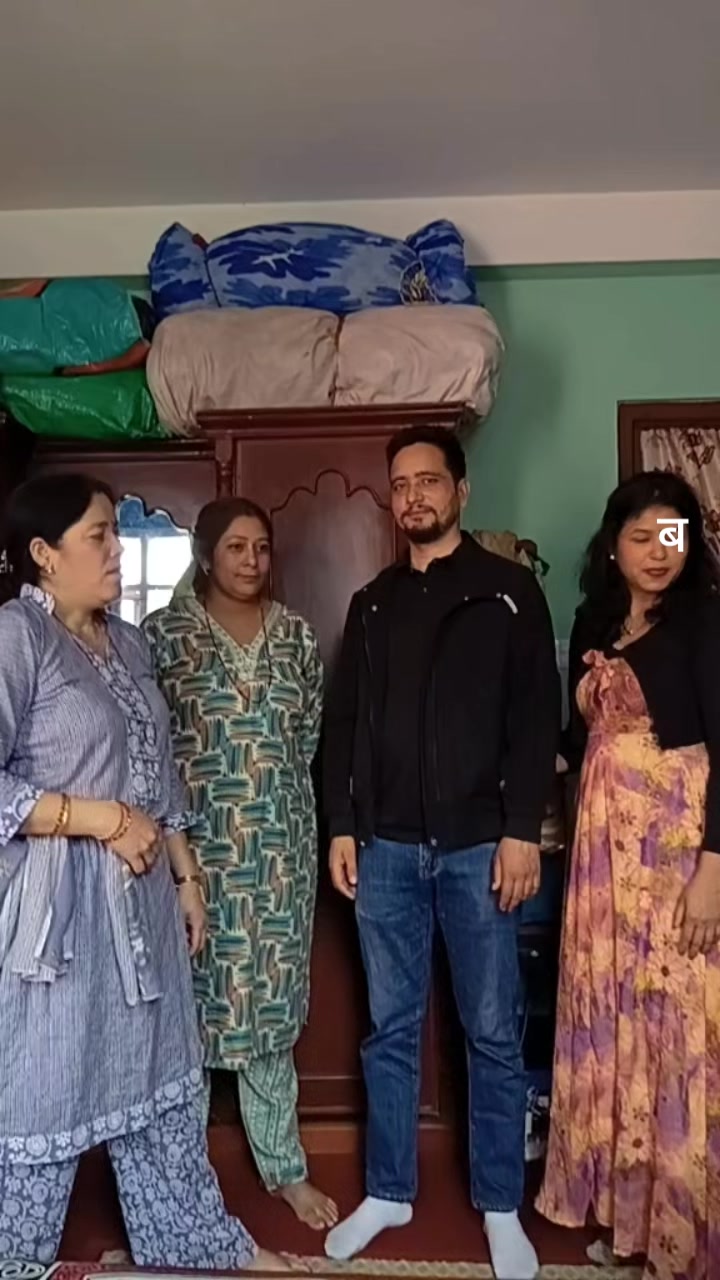 @काइली बुहारी