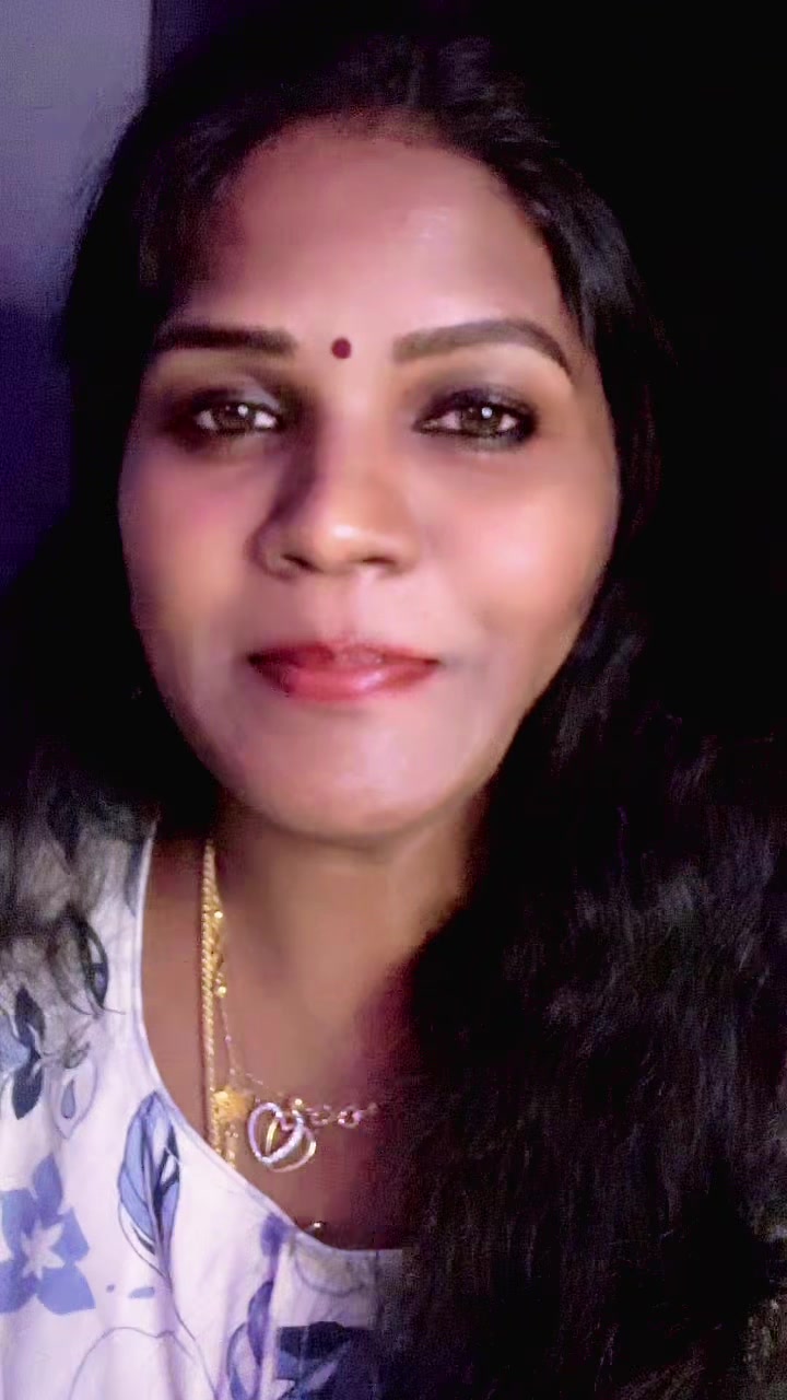 @GaYaThRI❤️ MaNiKAnDaN ❤️🇨🇦☃️