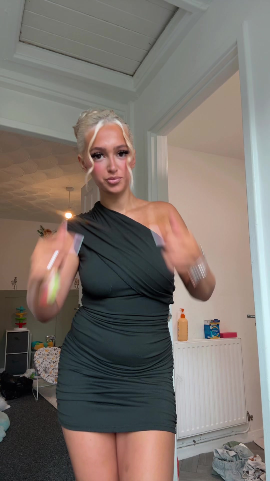 @livphillipsx