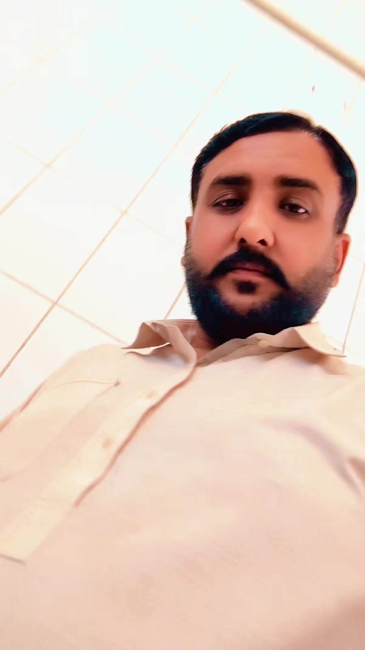 @Naveed Kashmiri 🦁