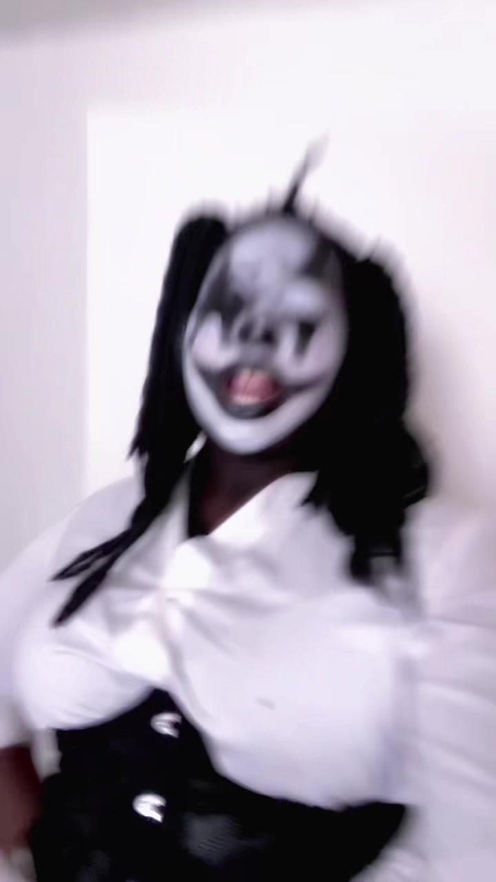 @🖤🐼~ N 0 V A ~ 🐼🖤