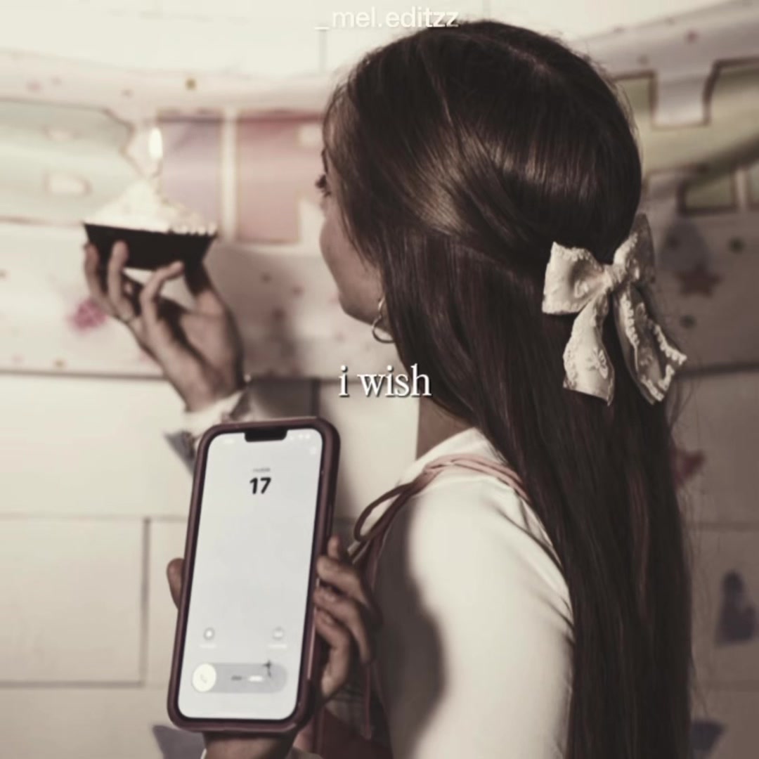 @mel⋆˚꩜｡