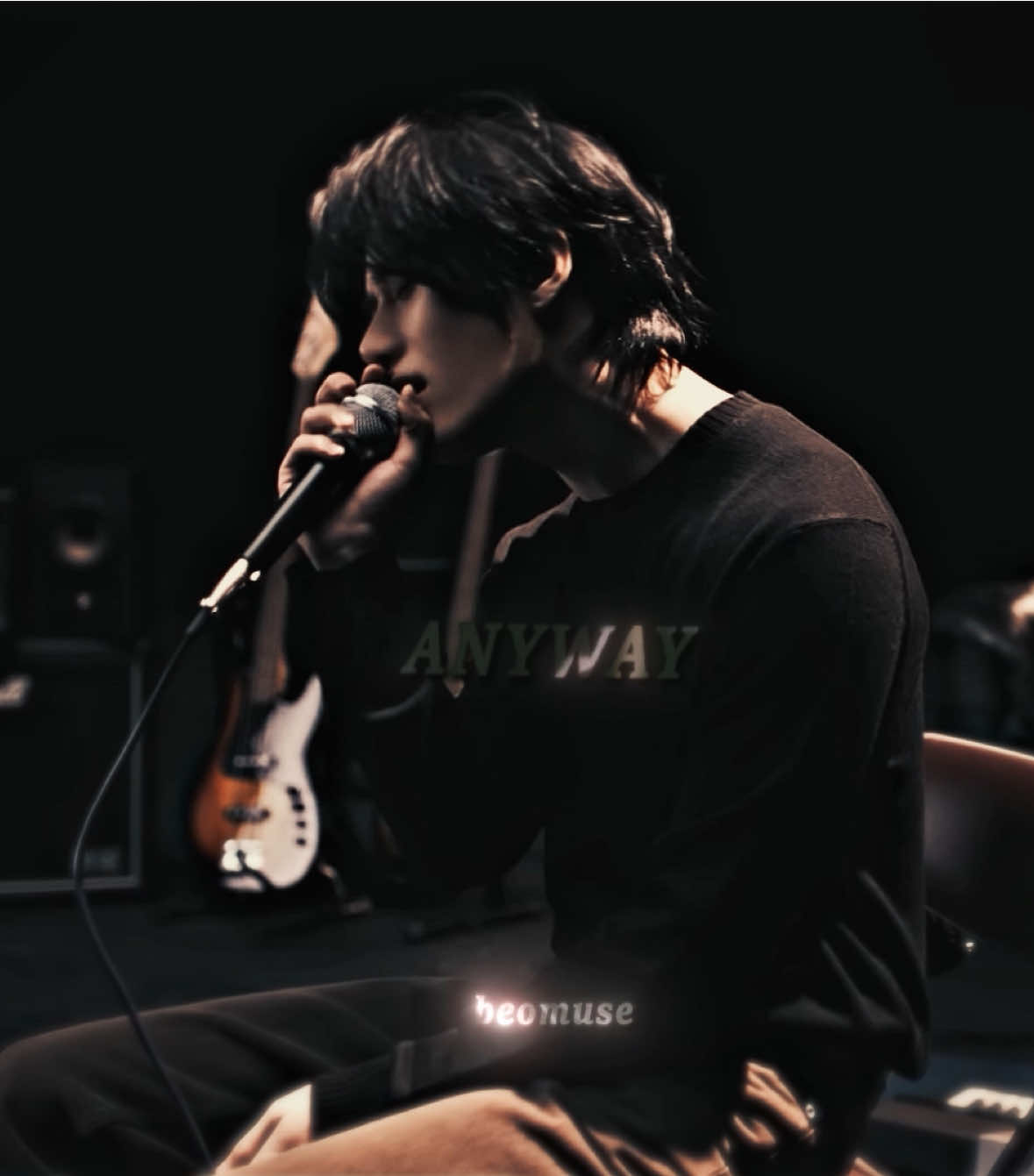 @miles ࣪𖤐