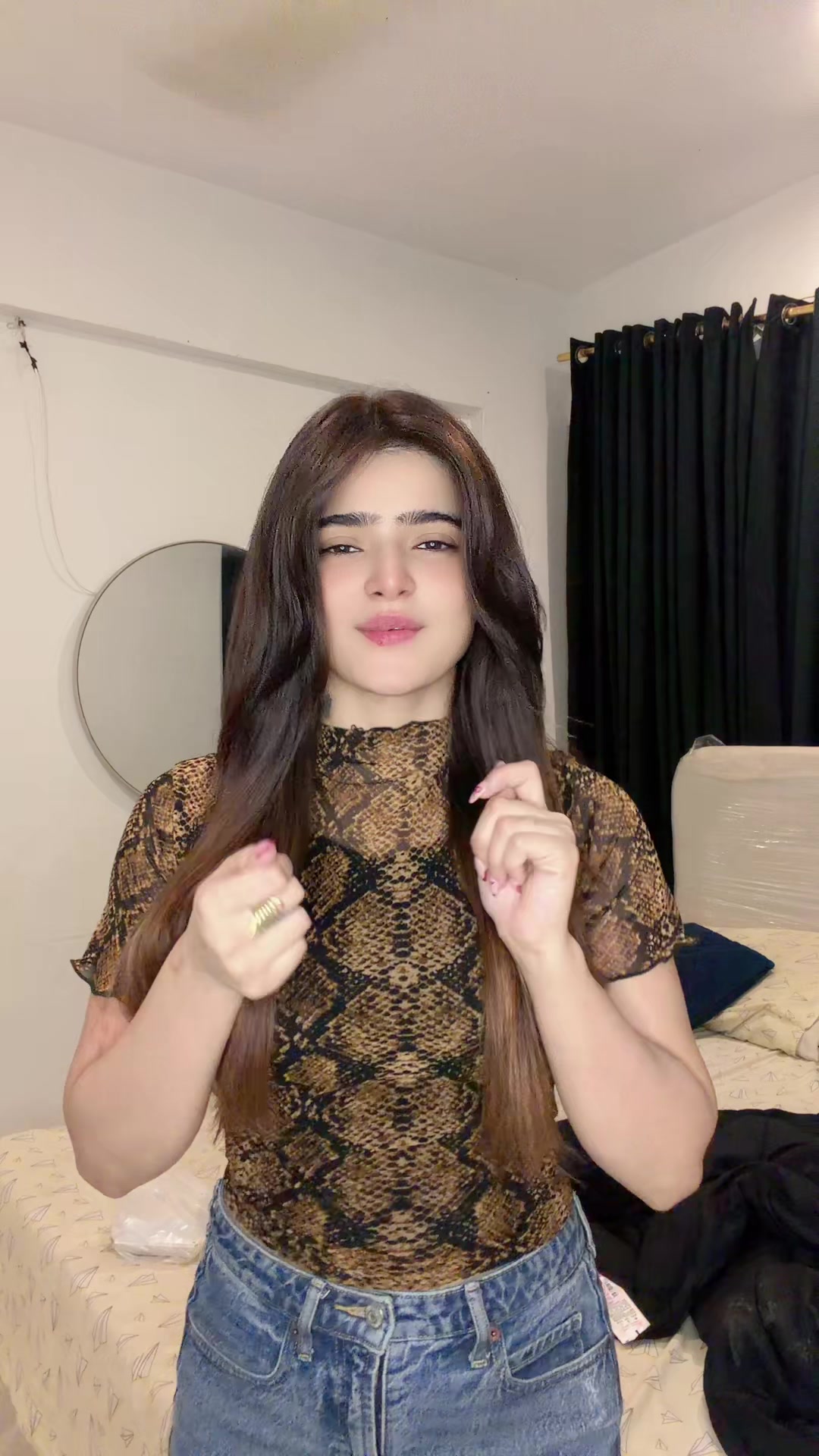 @Malaika Khan
