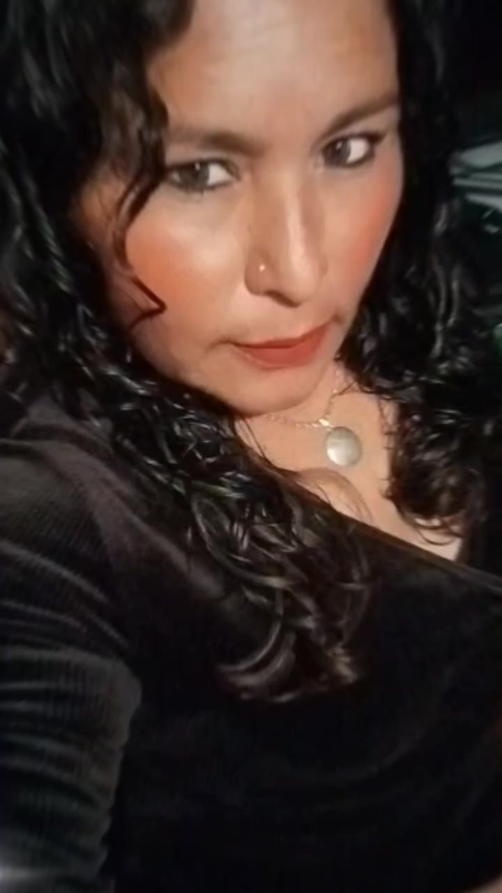 @angymejia
