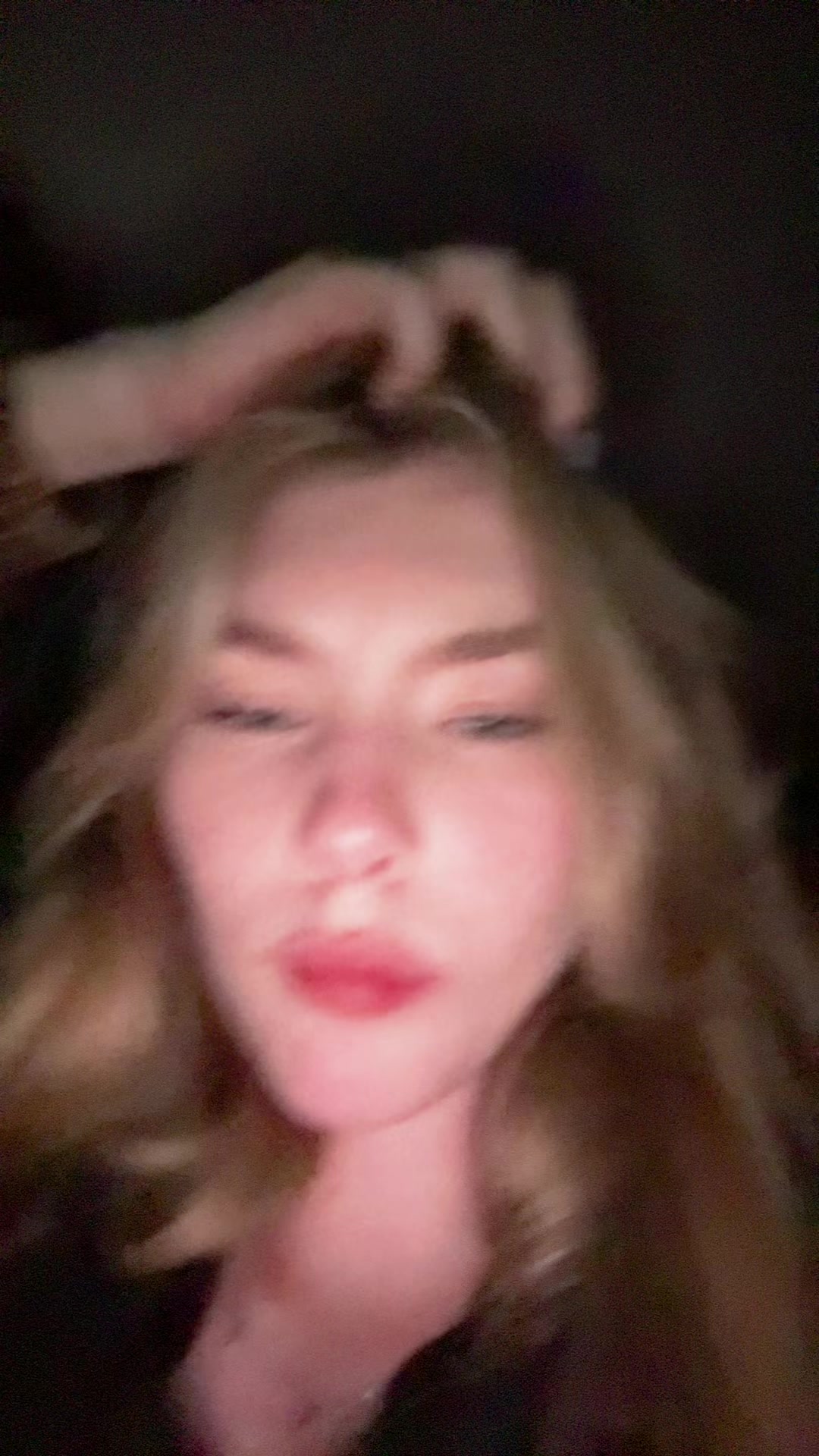 @🦢