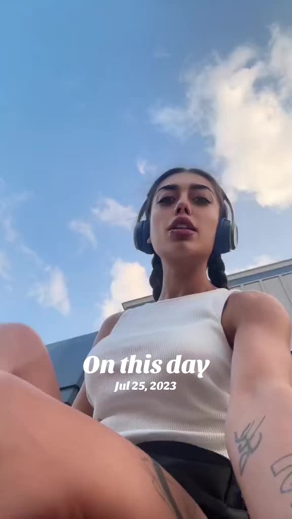 @elnazzz.qasemi