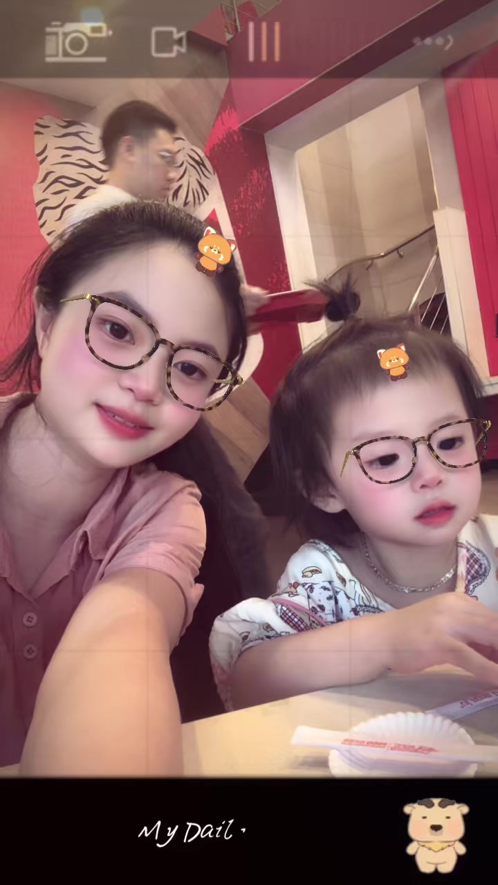 @Suki v&agrave; Mẹ Anhh