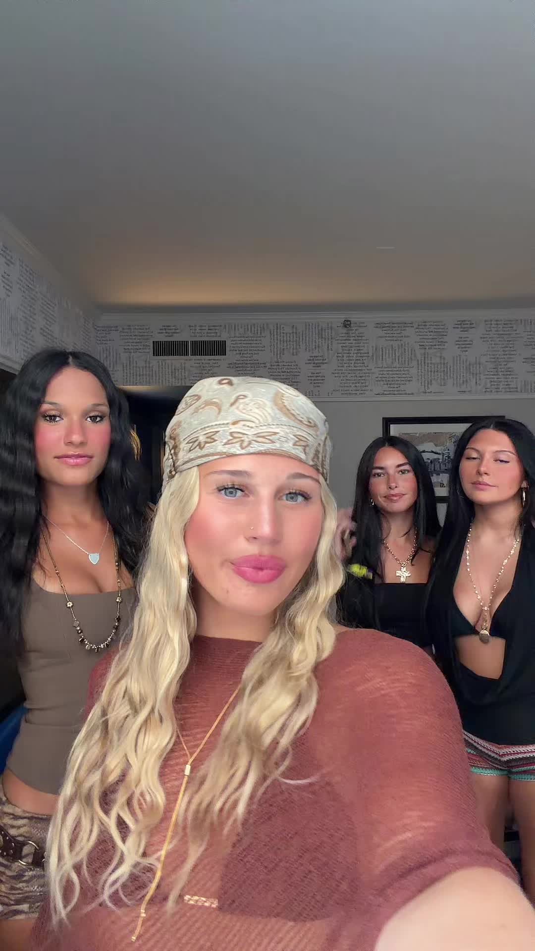 @sophia