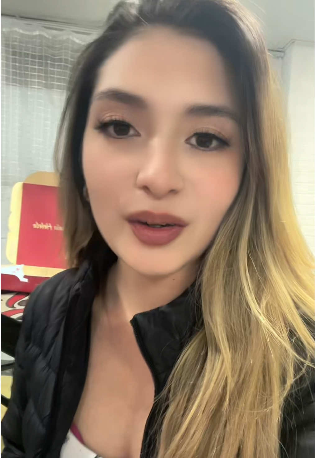 @Nicole_🌺