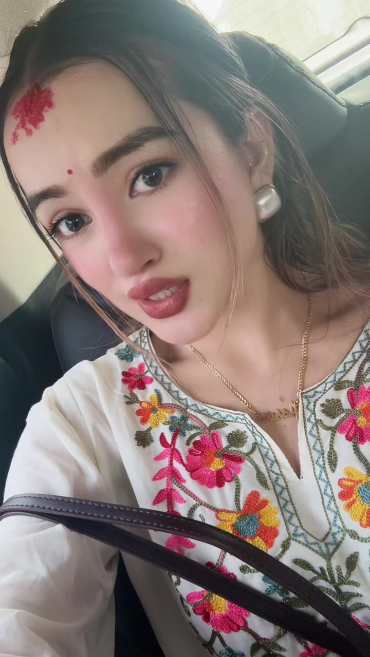@Ashika karki 💝🧿