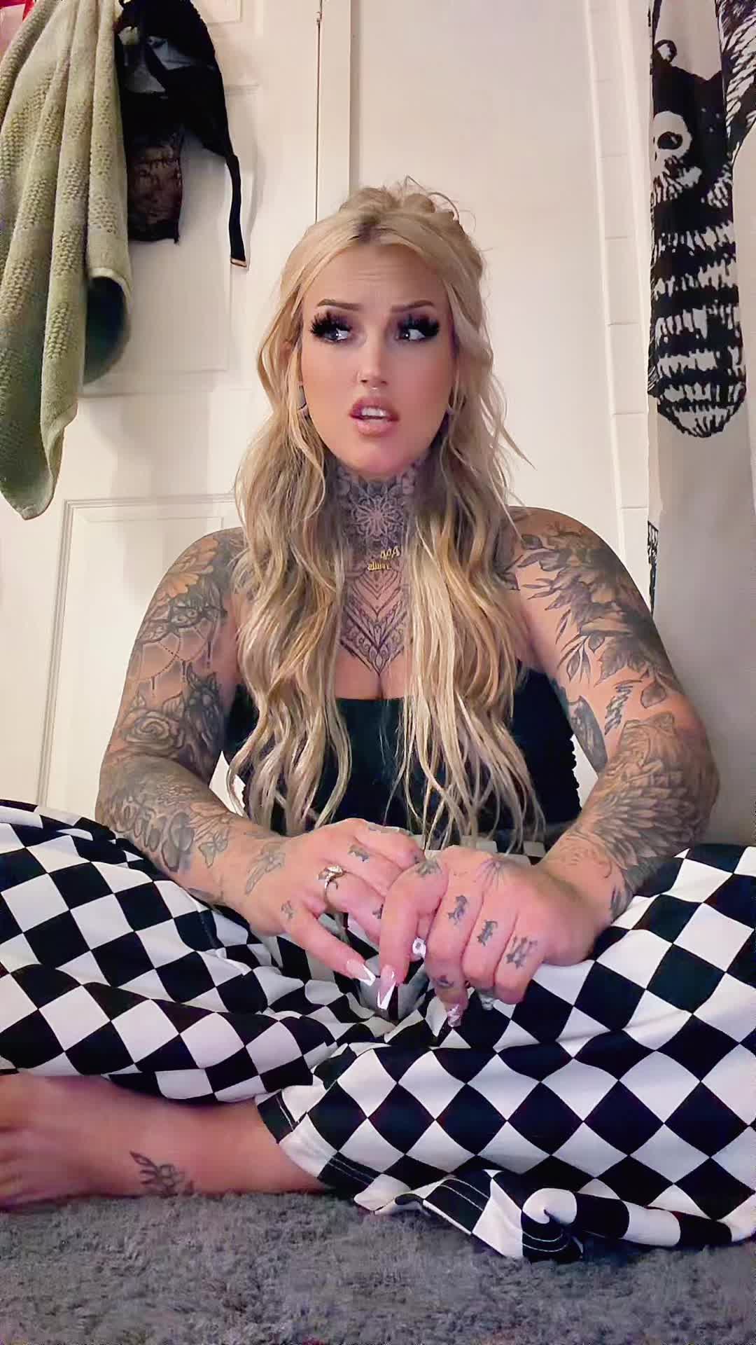 @🜃 Amelia | Twin Mama 🜃