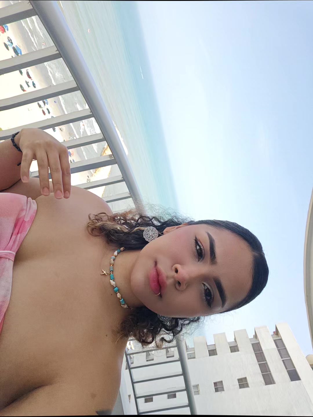 @Nianoesnia