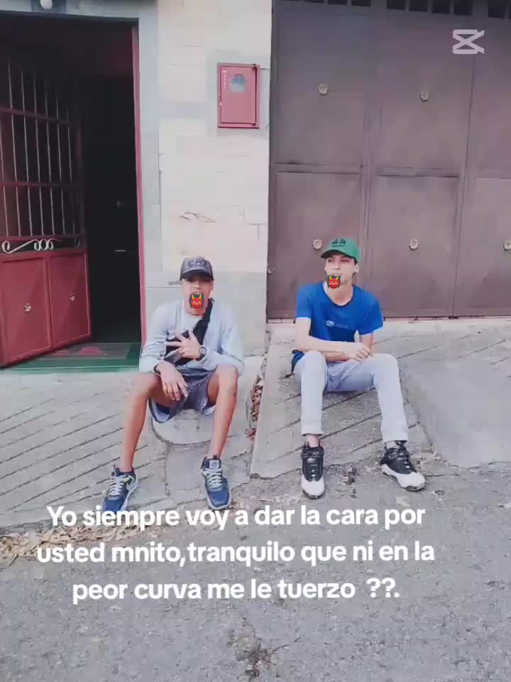 @🦍