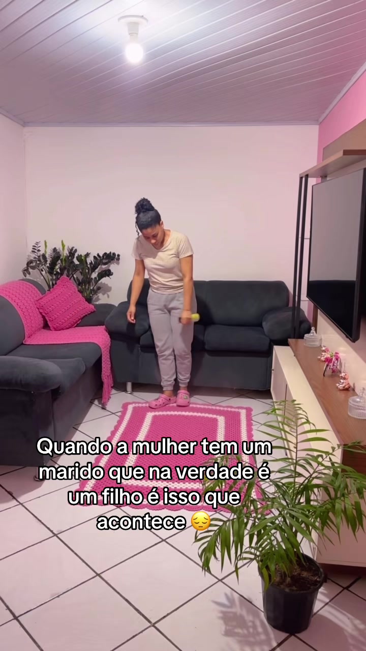 @Claudia Santana