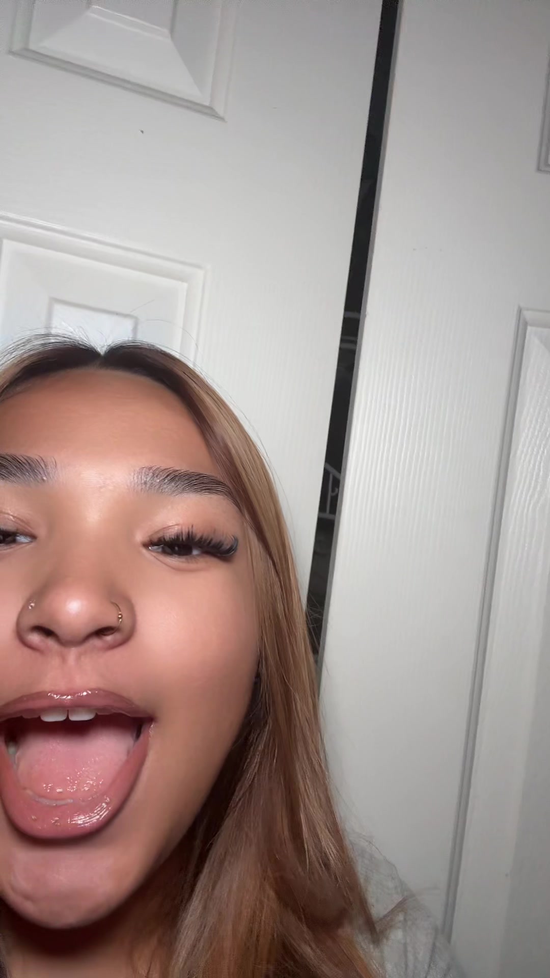 @desy.xxx