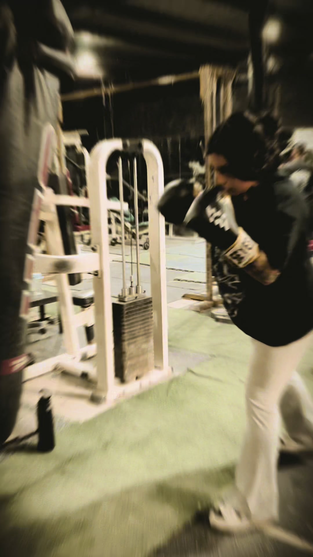 @EDZU GYM AND FITNESS