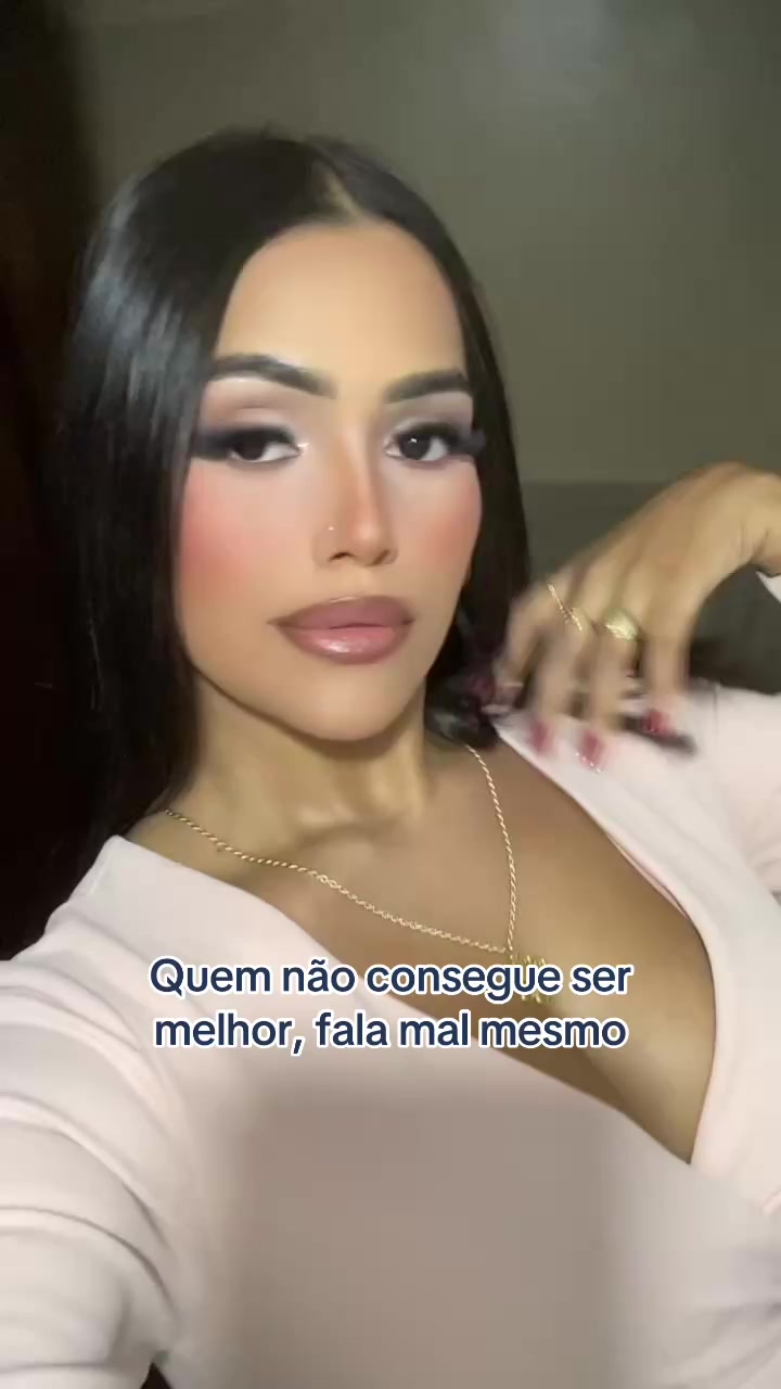@Victória Campos