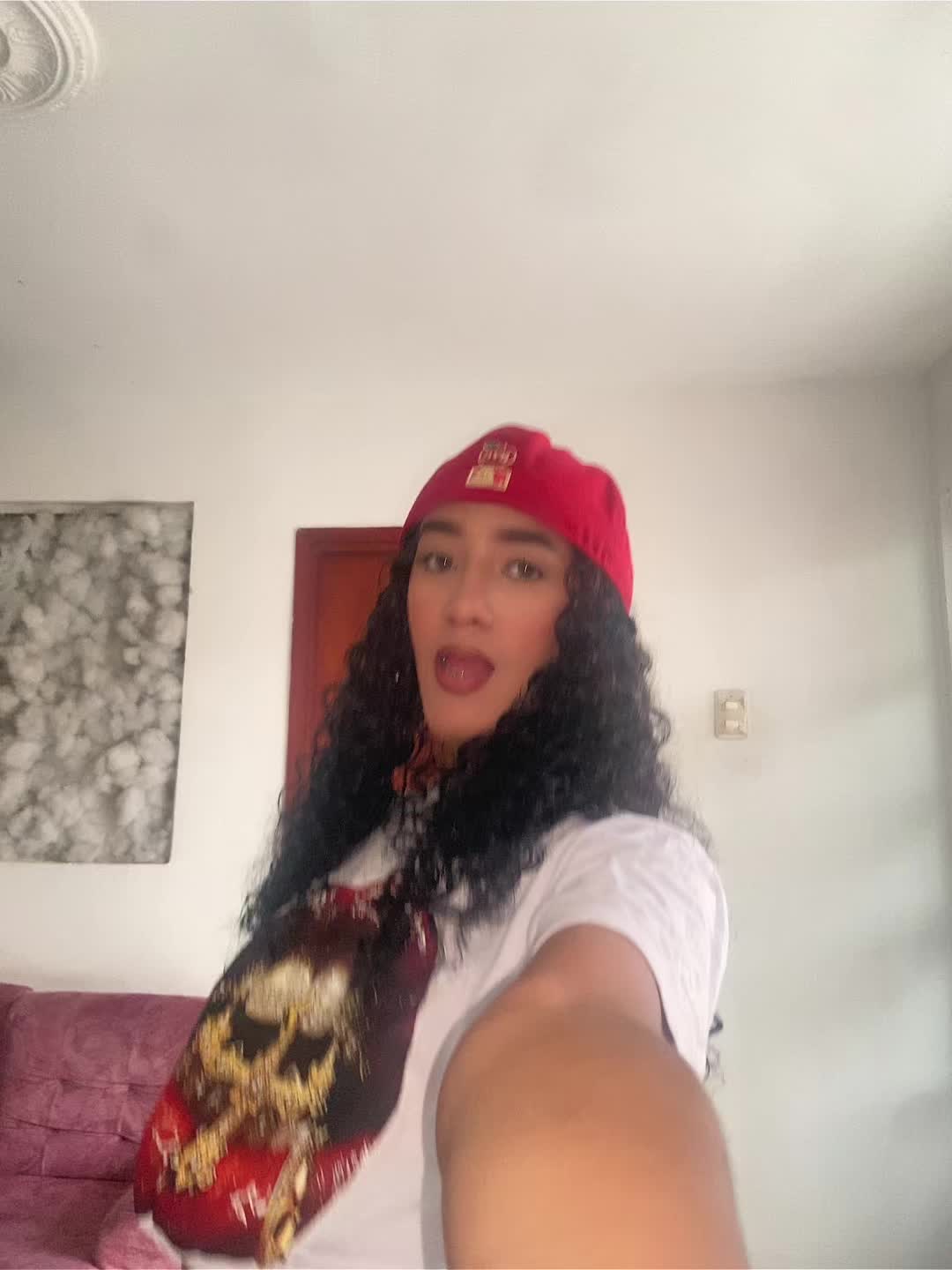 @Angeles R💞
