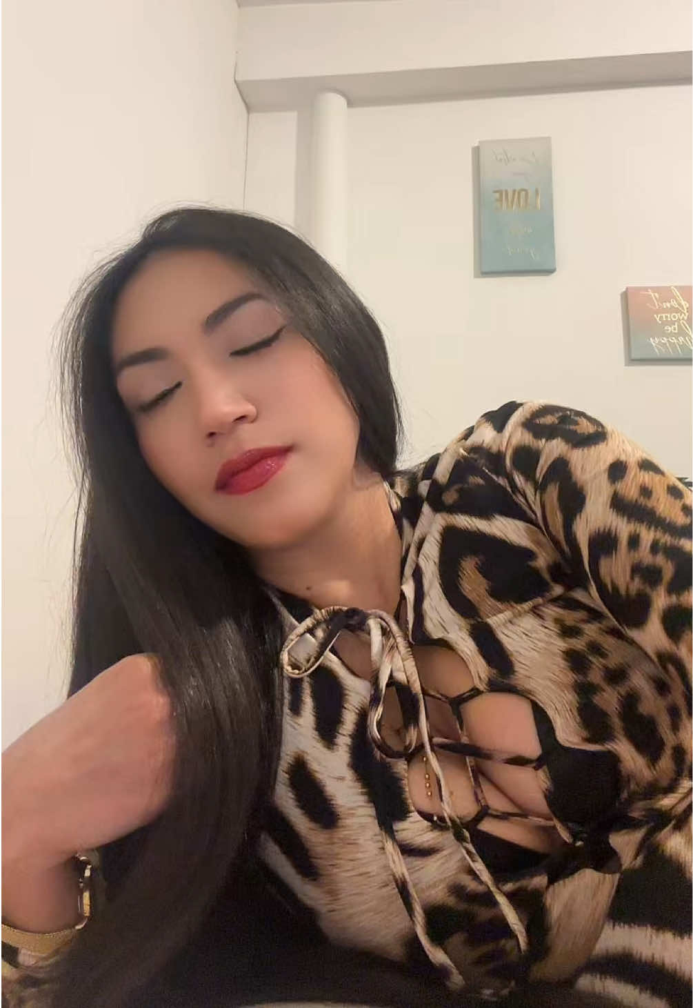 @Dolly Julieth