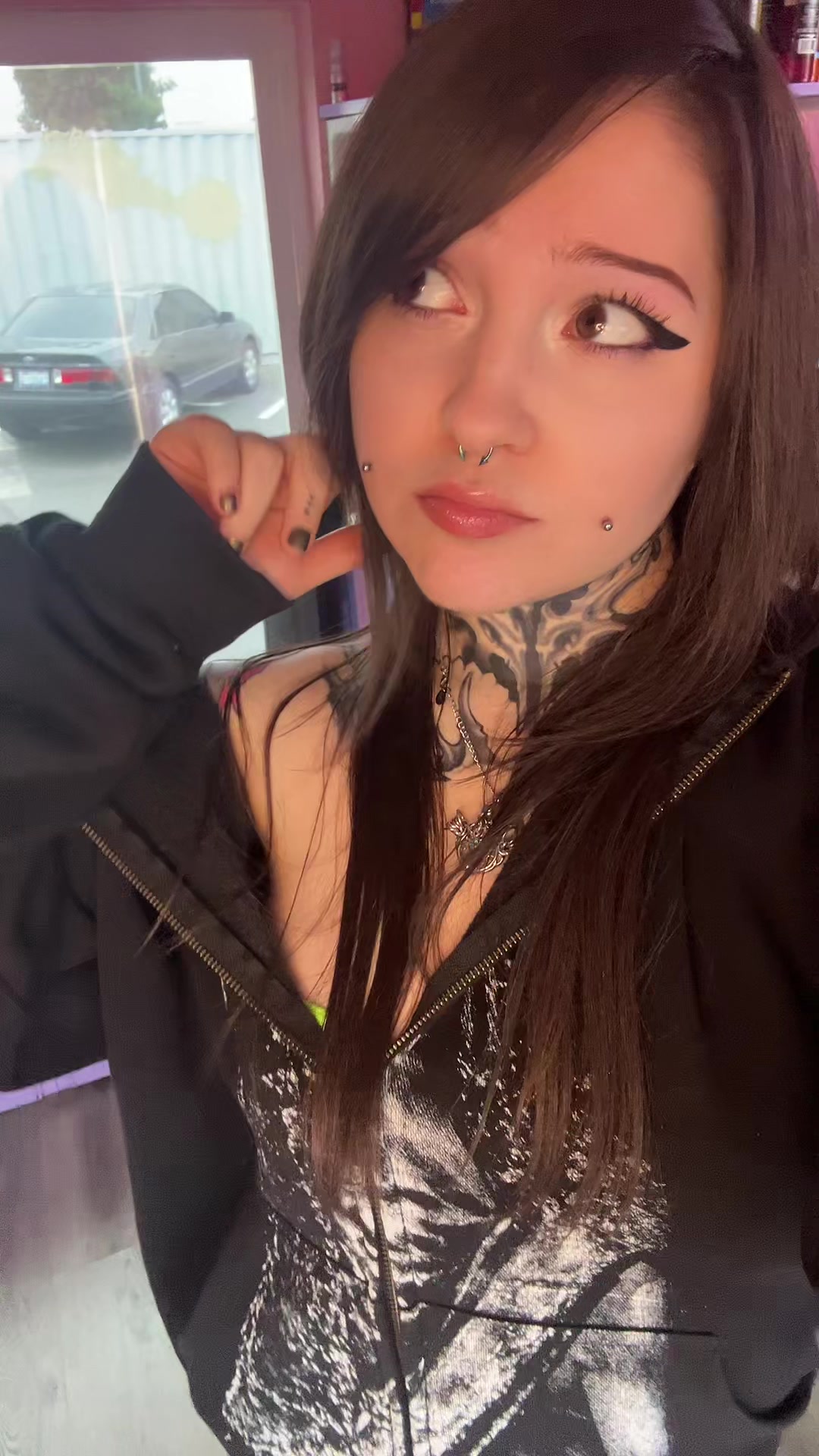 @g0rekittyz0e