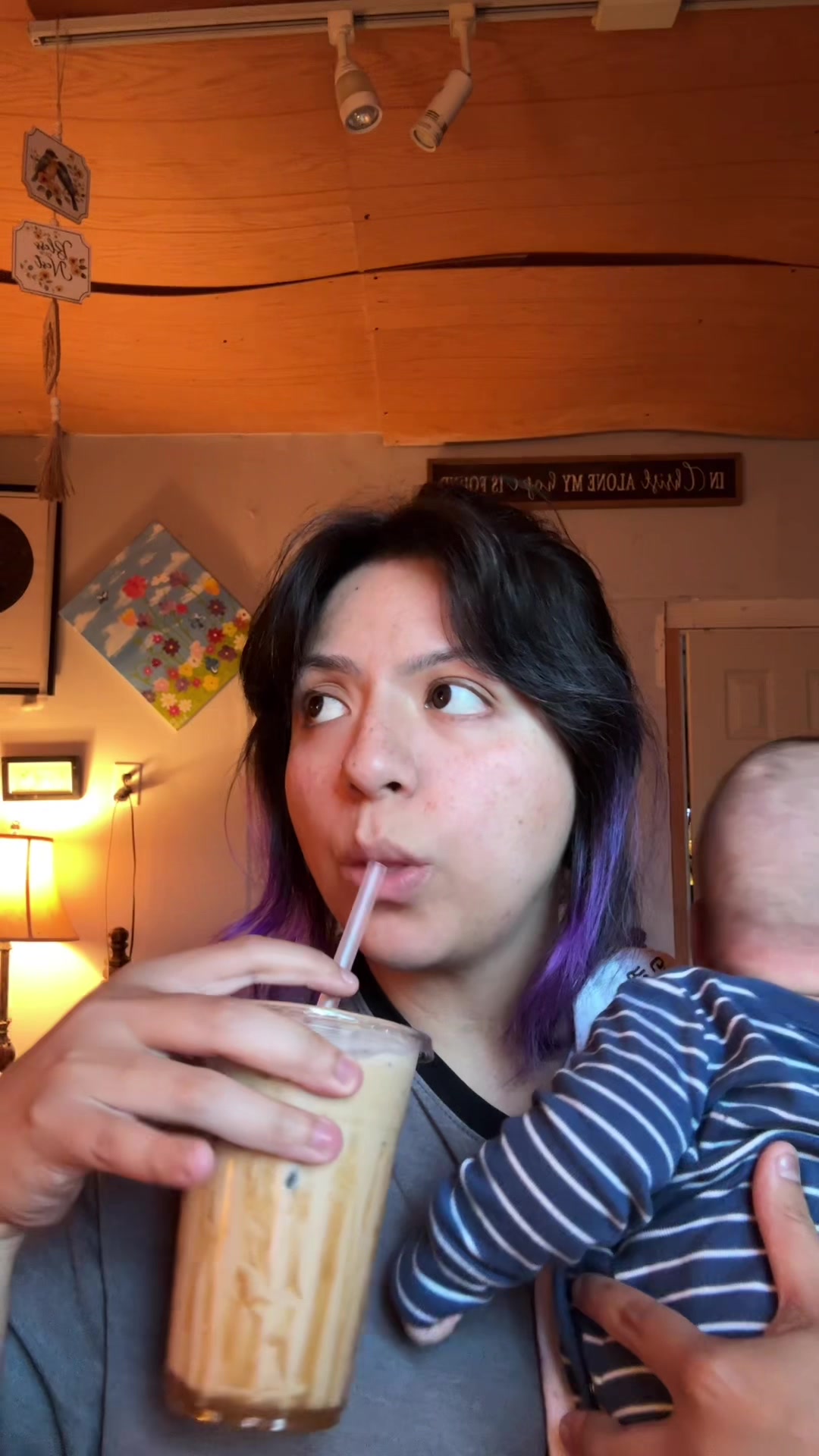 @that1girlcrystal 🪩✨🦢🖤☕️
