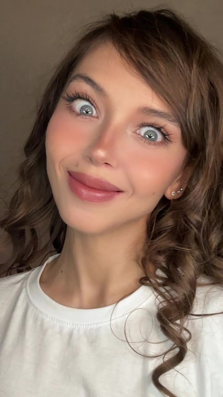 @lilya_brik