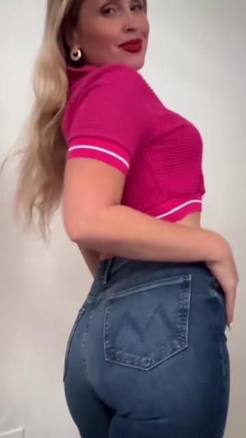 @reawithlove