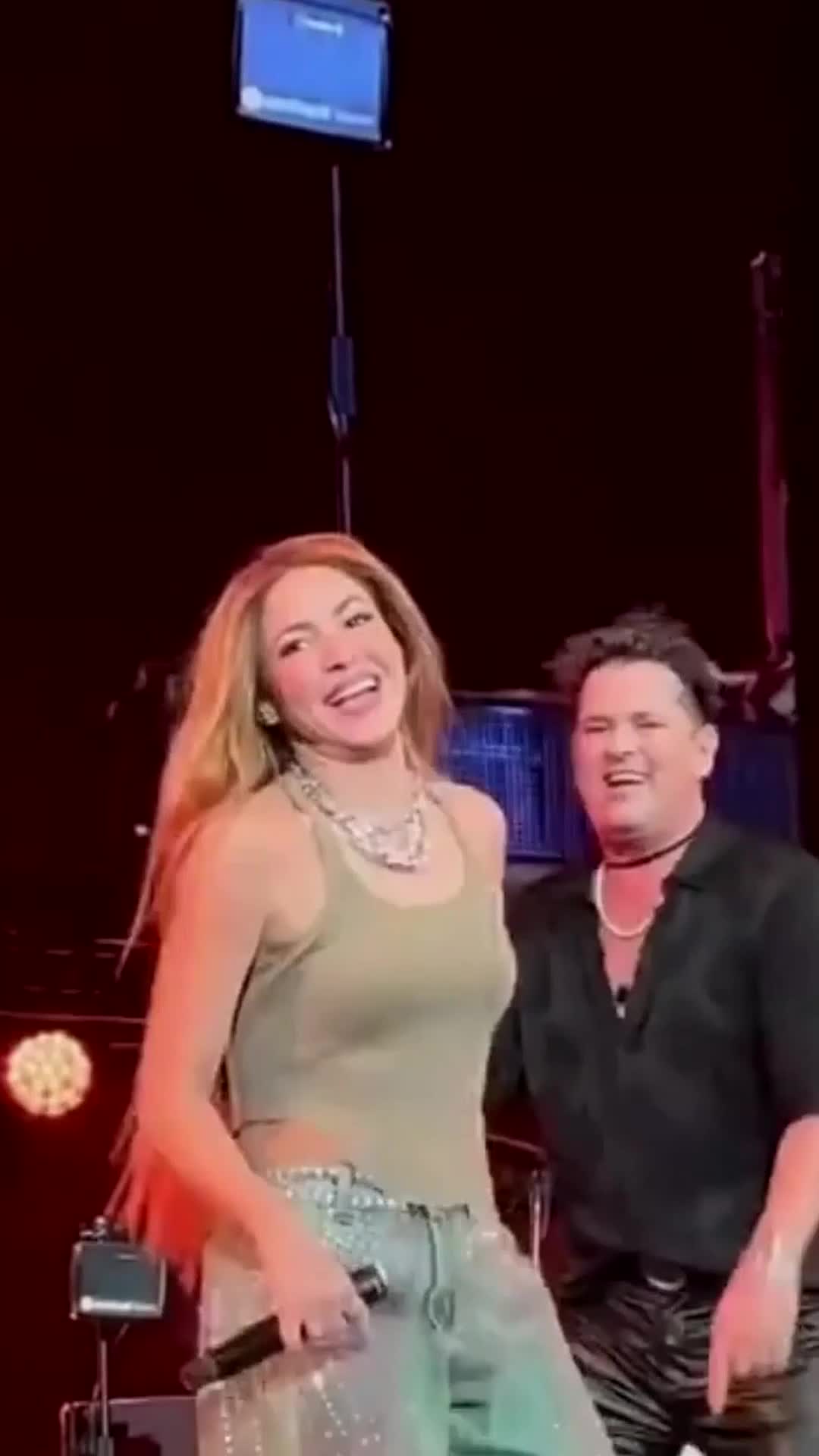 @ShakiraSupporters