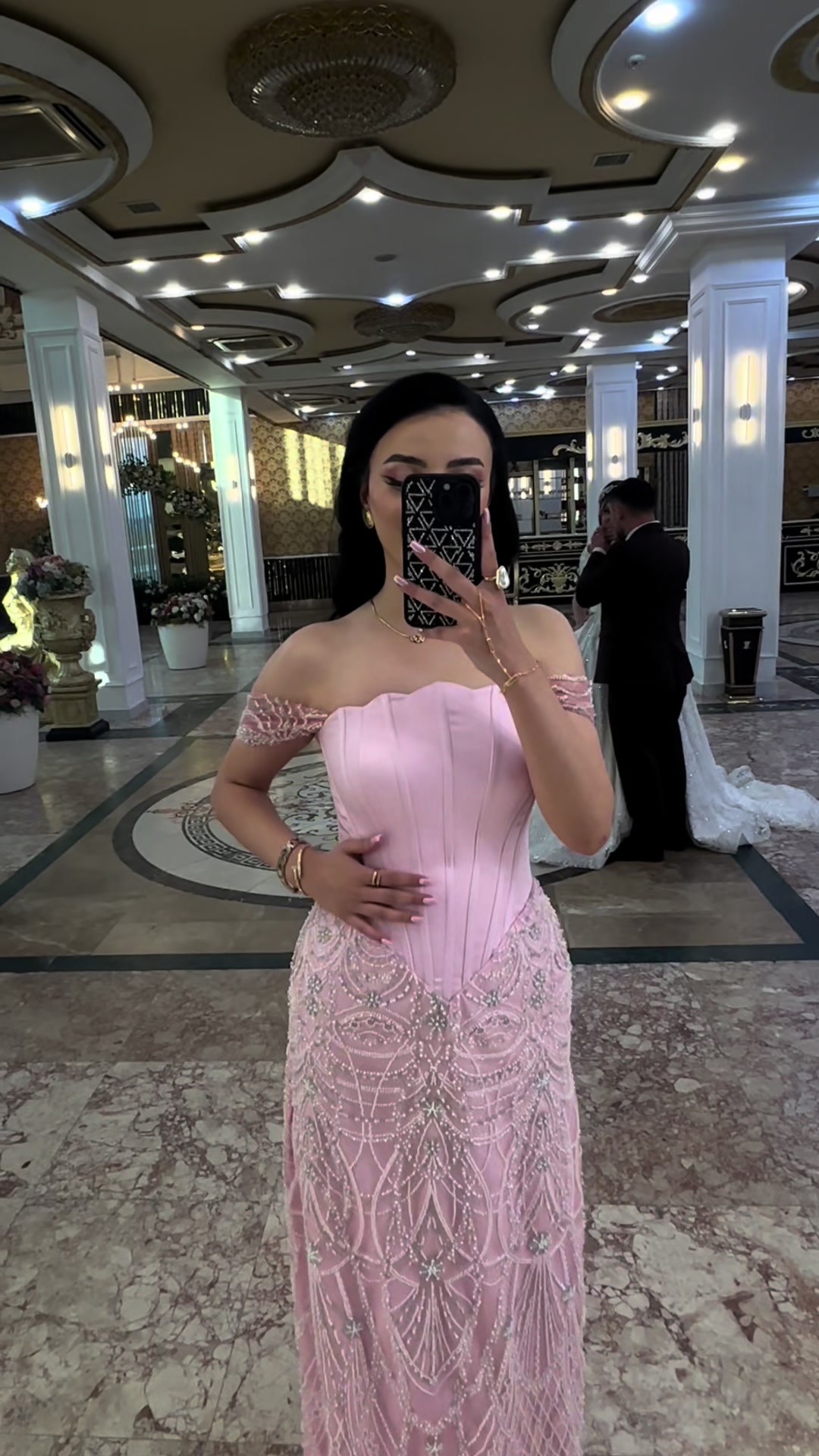 @Kiraye_ziyafett_geyimleri