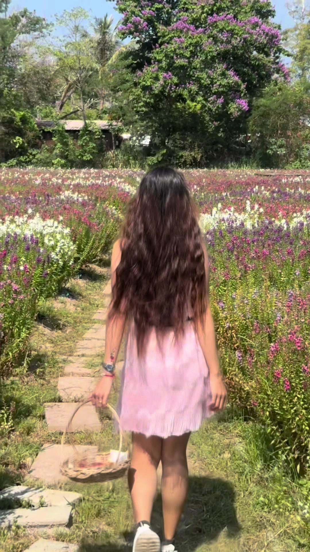 @🦋Moe🦋 (Official)🇹🇭
