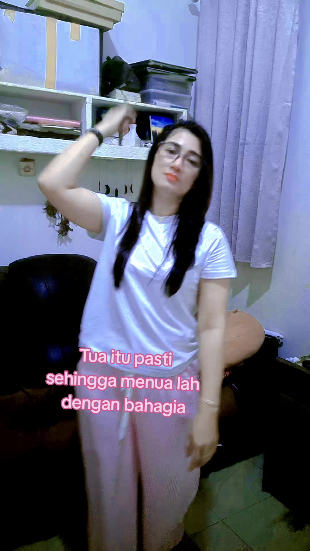 @Phia.id