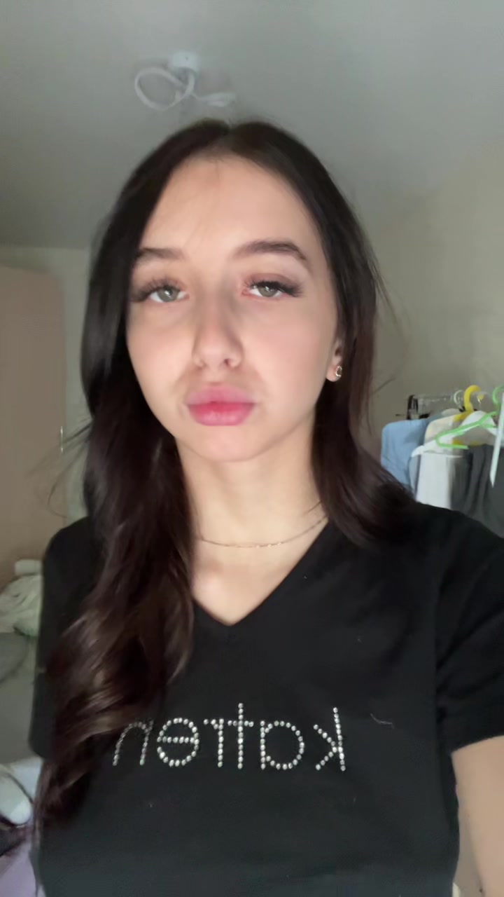 @Lizwft