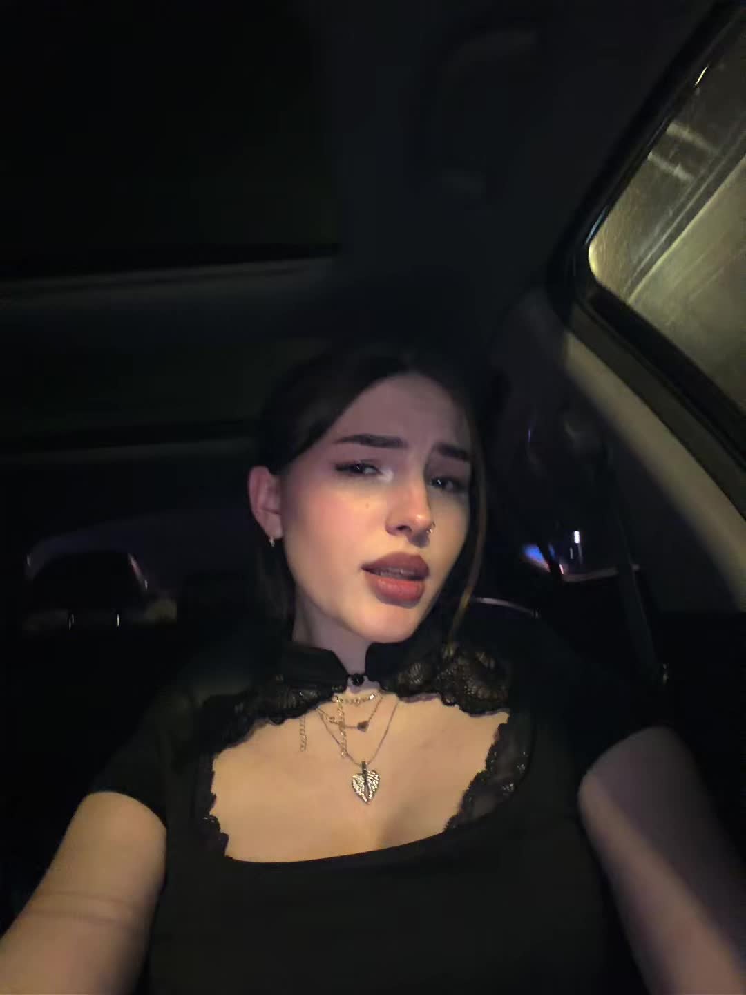 @anasttteiisha