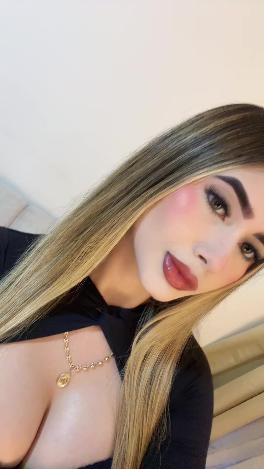 @𝓥