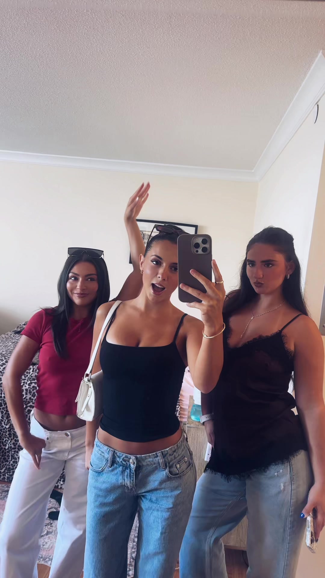 @M.yvonne4