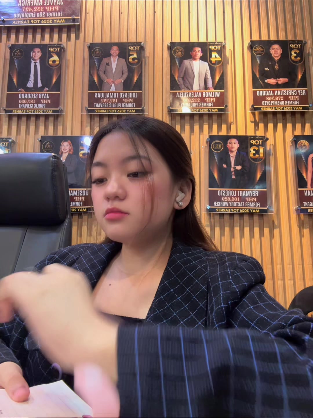 @Angelaaaa04